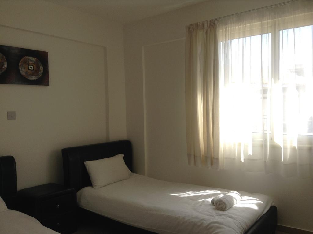 Adriana Holiday Resort Пафос Екстер'єр фото
