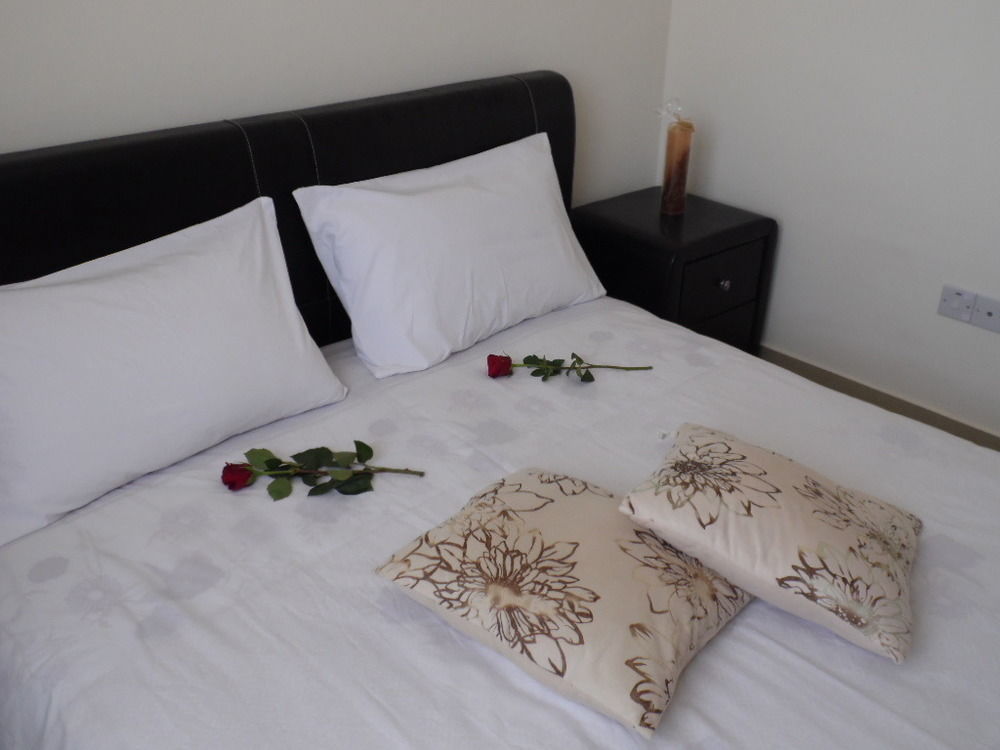 Adriana Holiday Resort Пафос Екстер'єр фото